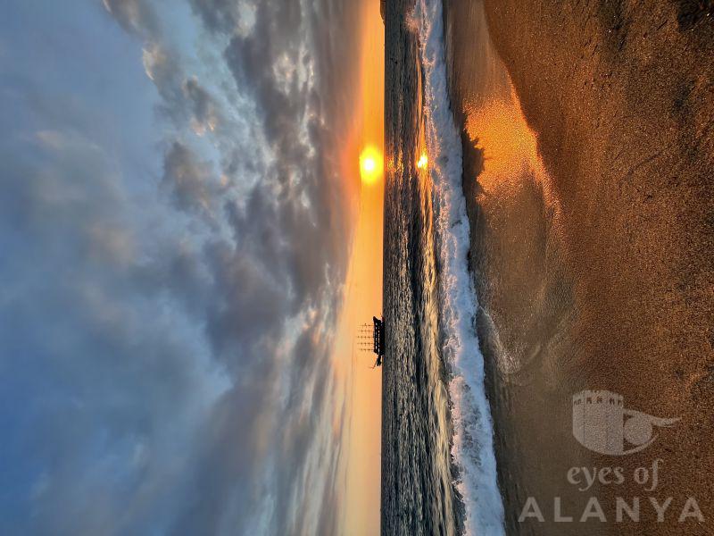 Cleopatra Beach -Amanzholova, Rada