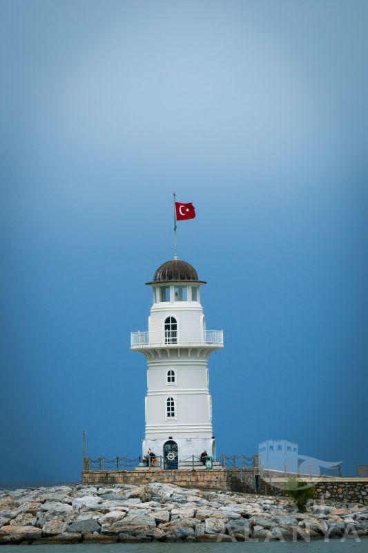 Alanya Deniz feneri -Çifyıldız, Okyay
