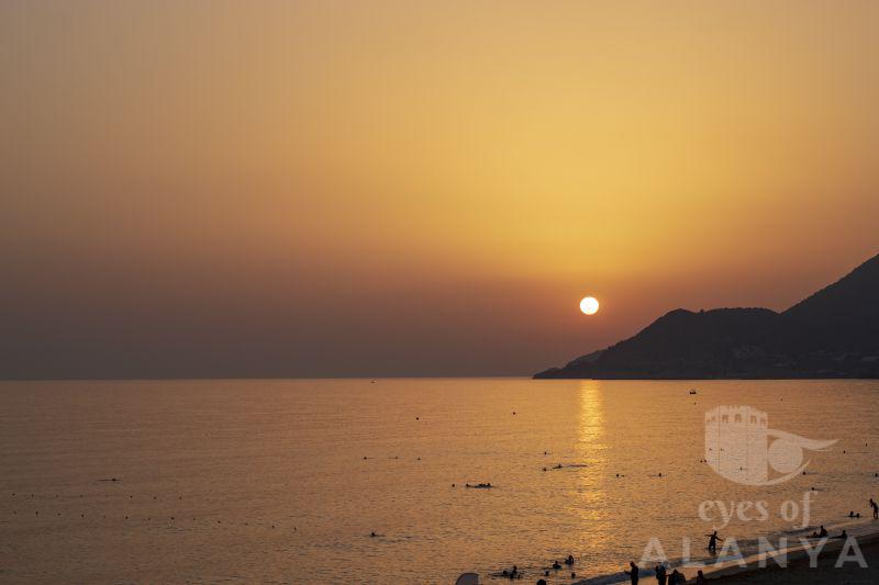 Alanya Cleopatra Beach Günbatımı -Karahasan, Mustafa