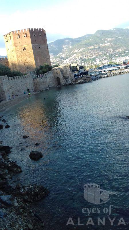Alanya Kızıl Kule -Arslan, Selçuk