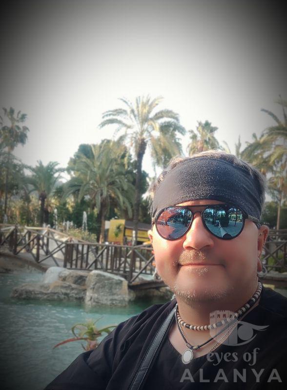 Her yıl Alanya'ya geri geliyorum. -Nowak, Artur jacek