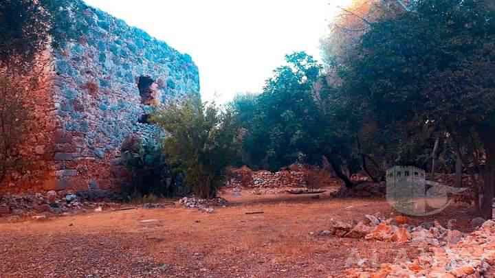 Castle -şimşek, şerife