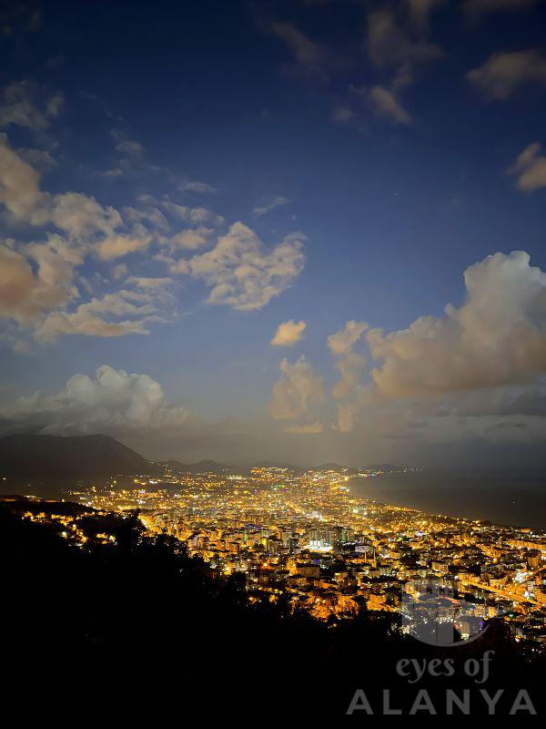 Night Alanya -Potapova, Elizaveta