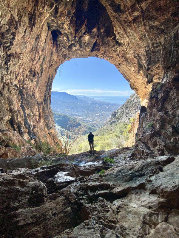 Kızılalan - Karadelik Mağarası -BAYRAKTAR, IŞIK