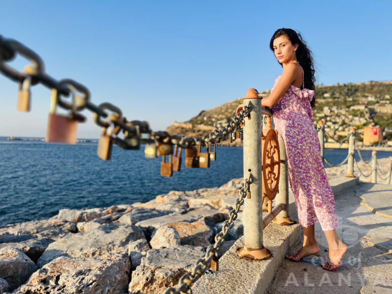 Alanya'da dilek zamanı (Time to make wishes in Alanya) -ARSLAN, Şamil