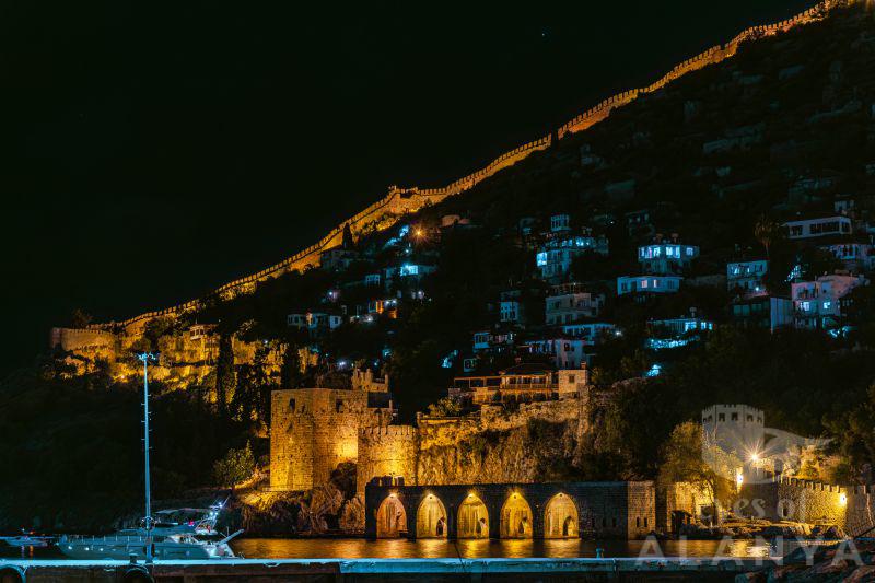 A bright star over the Alanya fortress and the shipyard in t -KHLESTOV, VLADIMIR